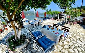 Spiros House And Studios